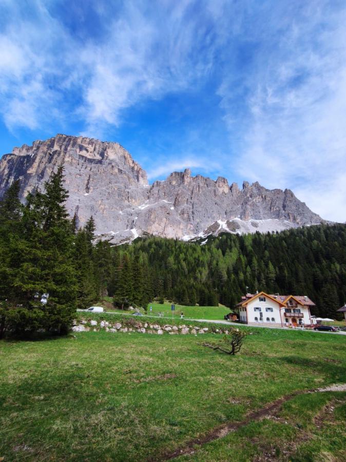 Pian Schiavaneis B&B Apartament Canazei Kültér fotó